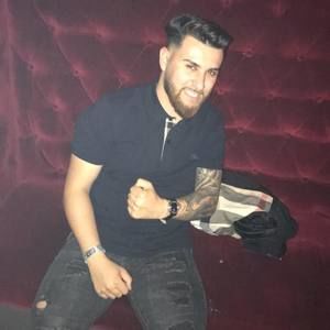 Meet your Posher, Admir